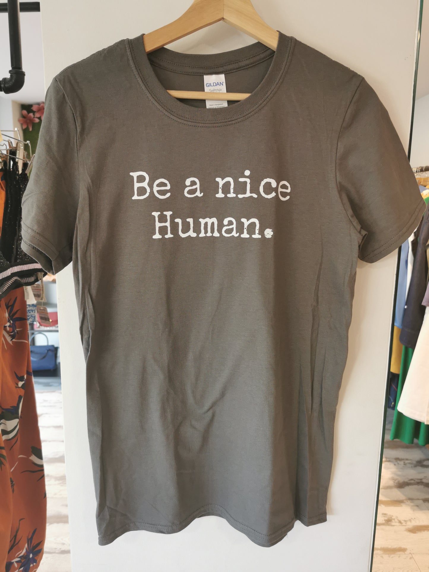 Be a nice Human